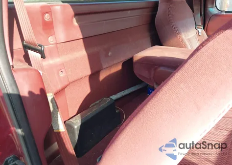 1998 Ford F-150 Lariat/Standard/Xl/Xlt from USA, damaged, VIN 1FTRF17L4WNA85335